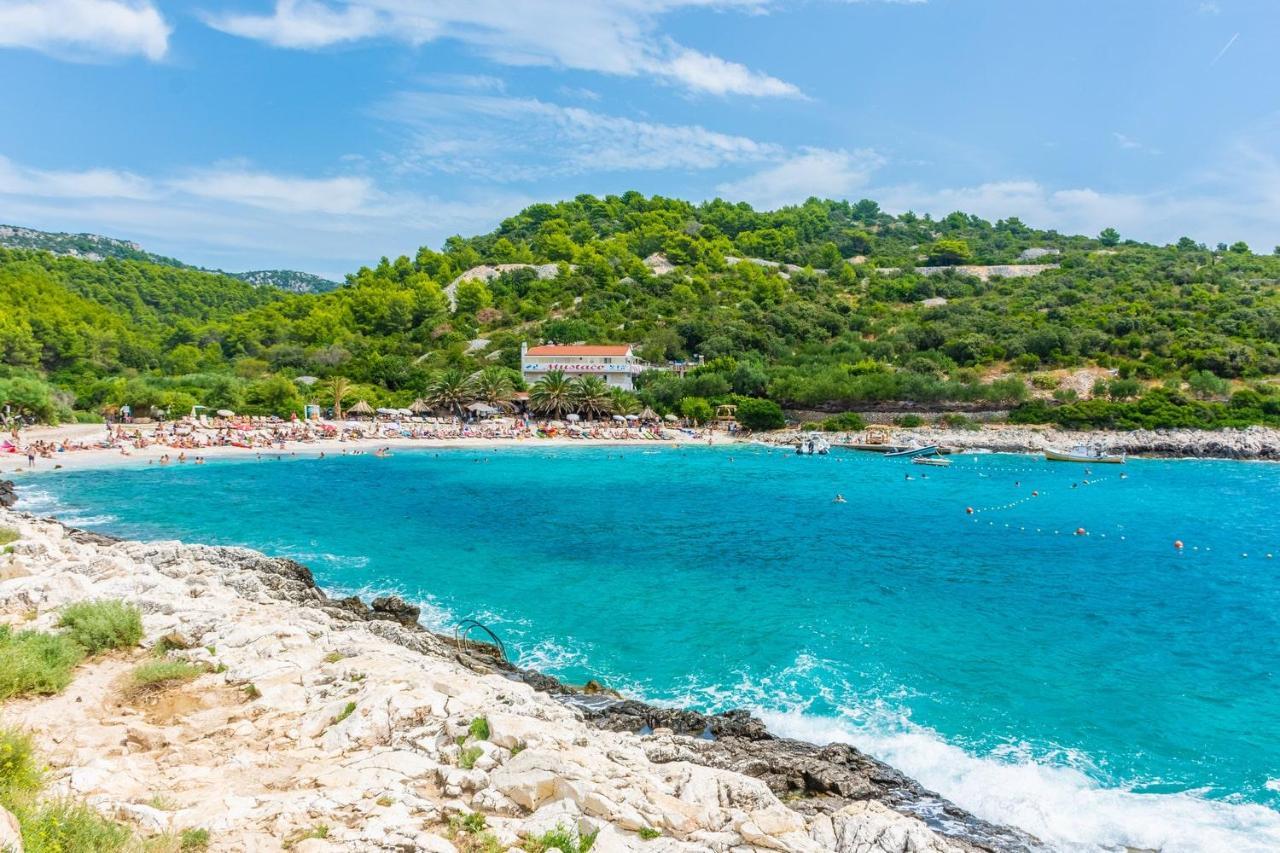 Camp Kopito Hotel Хвар Екстериор снимка